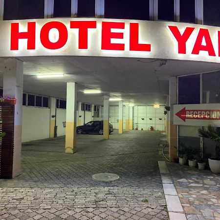 Hotel Yal Tetovo Exterior photo